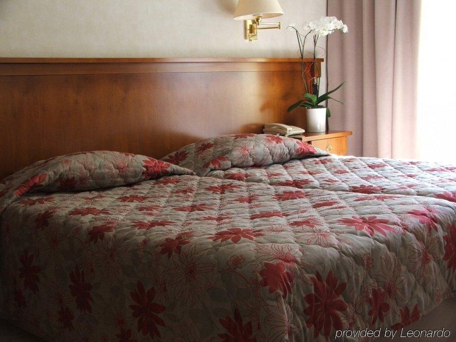 Hotel Diana Vence Oda fotoğraf